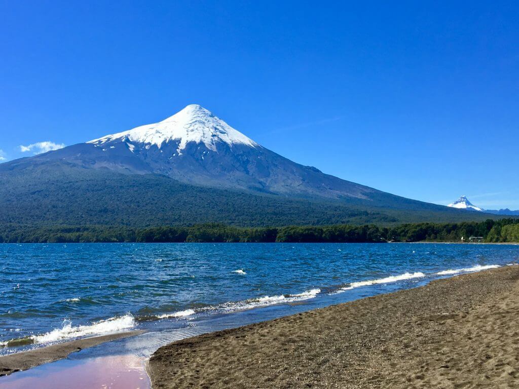 fotourlaub-rundreiseberatung-fotorundreise-foto-safari-vulkan-osorno-rundreise-reisebüro-seengebiet-südchile-chile-reiseplanung-reiseidee-tip-tricks-luxusreise