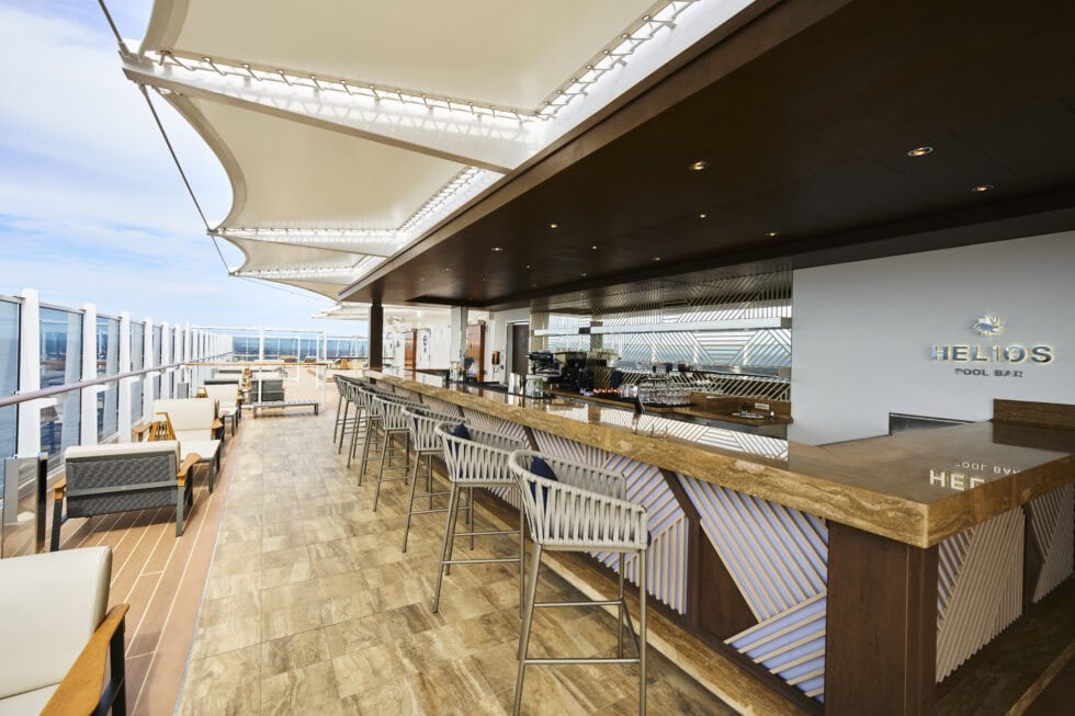 luxus-pool-bar-explora-journeys-cruise-schiff-kreuzfahrt-helios
