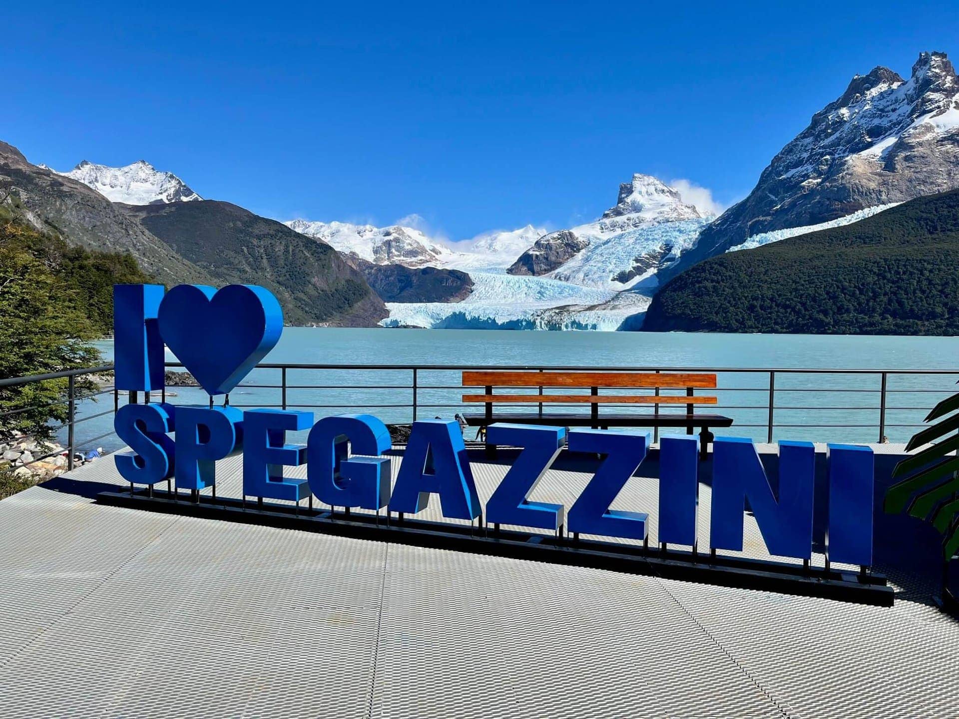 Gletscher-Urlaub-nach-argentinien-gletscher