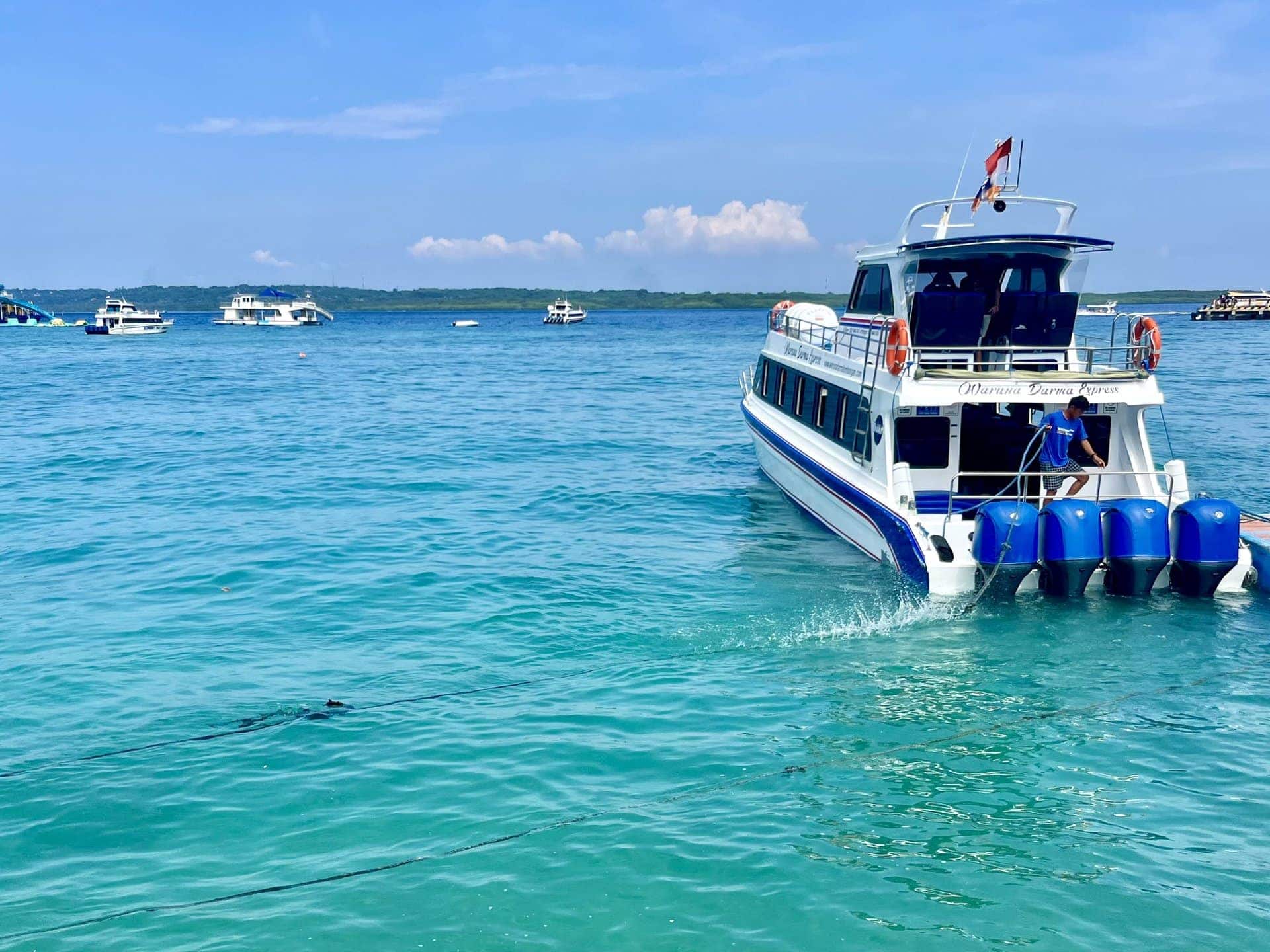 bali-indonesien-urlaub-sueden-suedosten-insel-sonne-strand-meer-sanur-nusa-penida-ausflugsboot-reiseblog