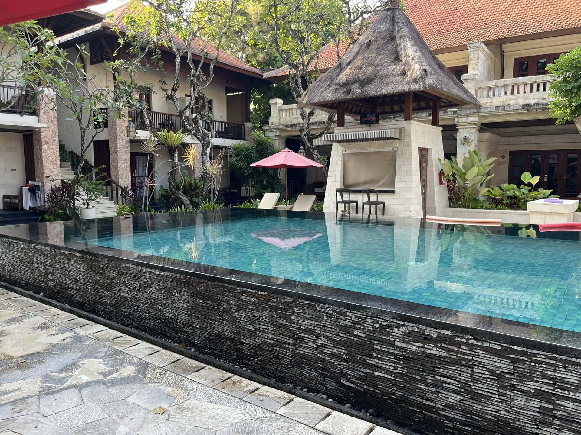 bali-indonesien-urlaub-sueden-suedosten-insel-sonne-strand-meer-sanur-nusa-penida-black-pool-reiseblog