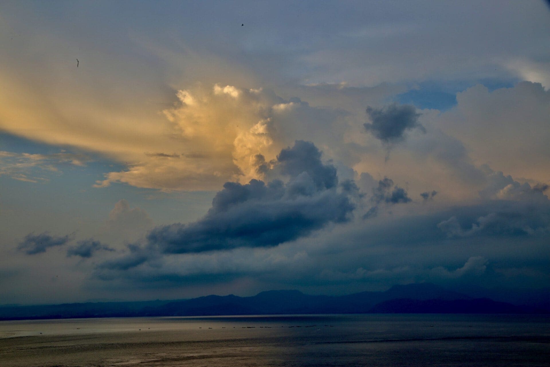 bali-indonesien-urlaub-sueden-suedosten-insel-sonne-strand-meer-sanur-nusa-penida-gemaeldehaft-reiseblog