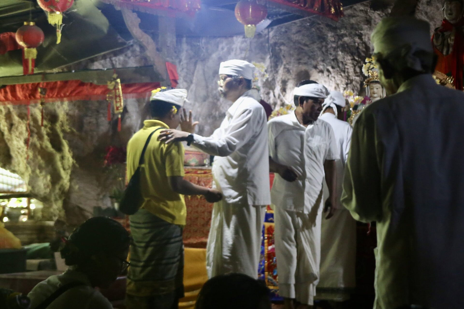 bali-indonesien-urlaub-sueden-suedosten-insel-sonne-strand-meer-sanur-nusa-penida-ritual-reiseblog