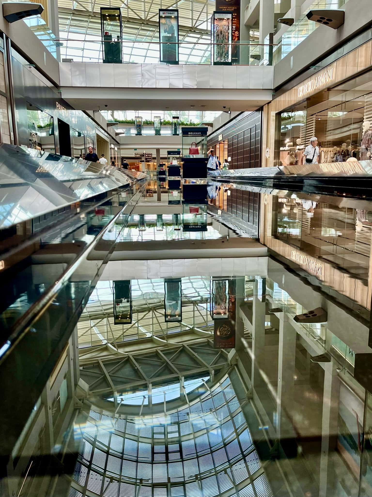 städtereise-singapur-reiseblog-indonesien-urlaub-einkaufscenter-architektur-reise