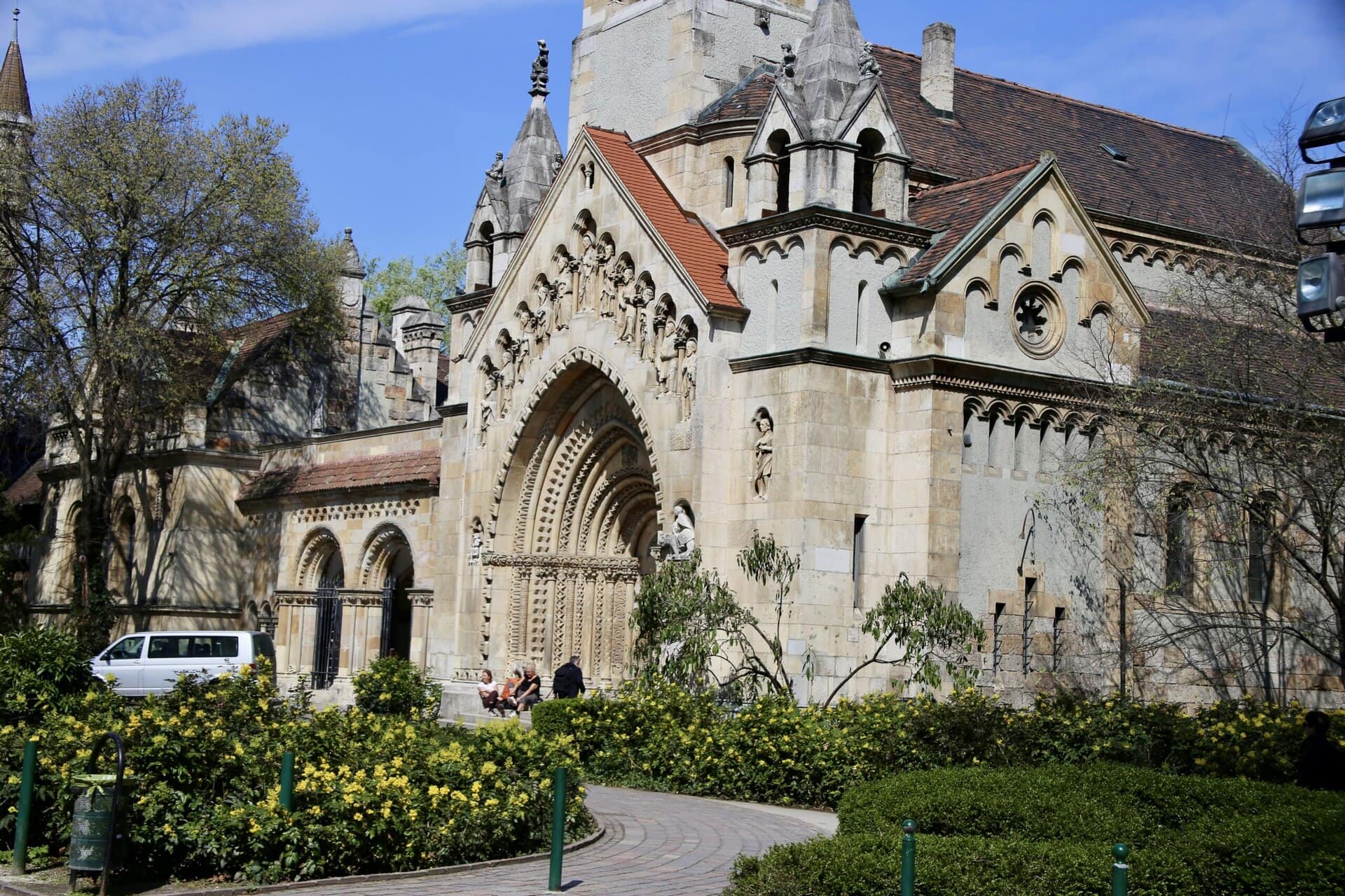 europa-roadtrip-individuell-osteuropa-beautiful-budapest