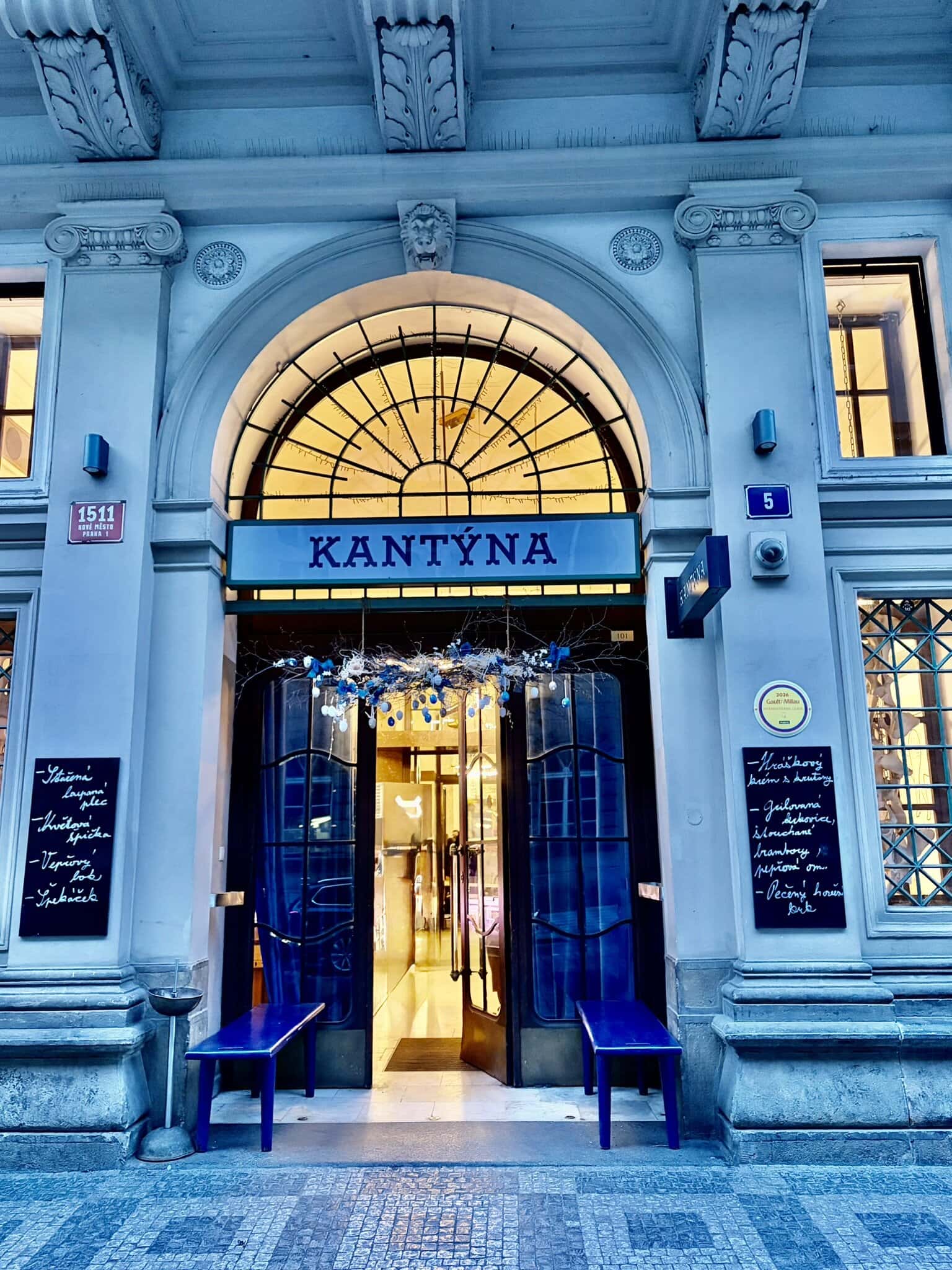 europa-roadtrip-schöner-eingang-individuell-osteuropa