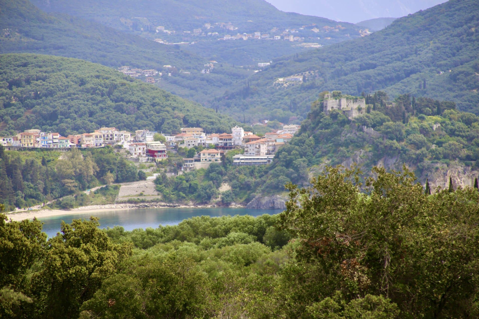 griechenland-roadtrip-flusslandschaft-europa-individuell-balkan-türkei