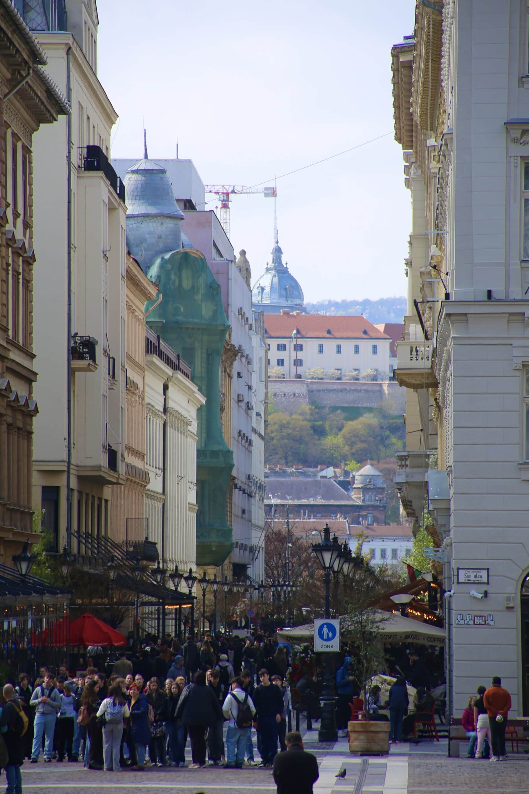 budapest-europa-roadtrip-touristengruppe-individuell-osteuropa