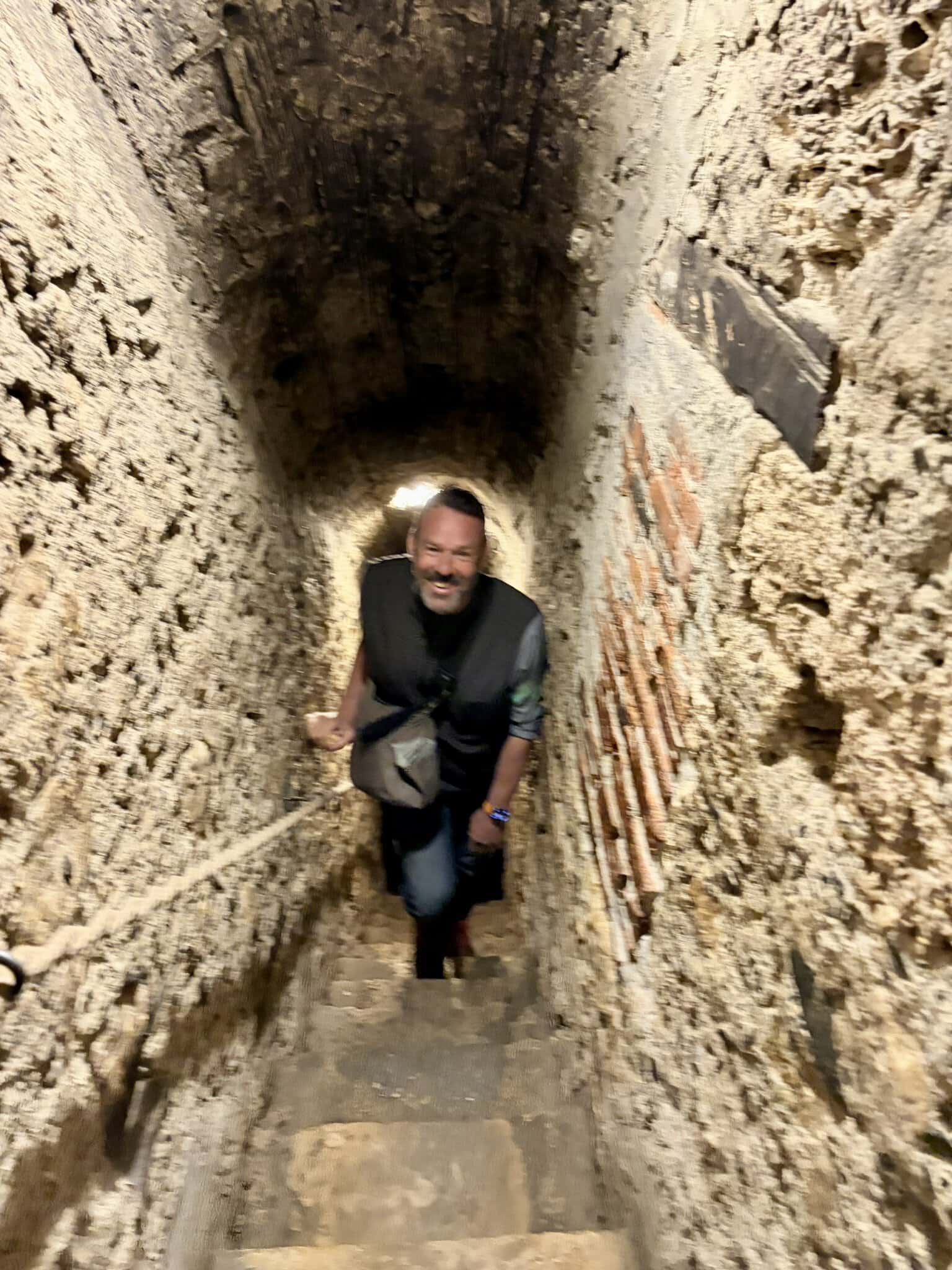 alte-treppe-europa-roadtrip-individuell-osteuropa