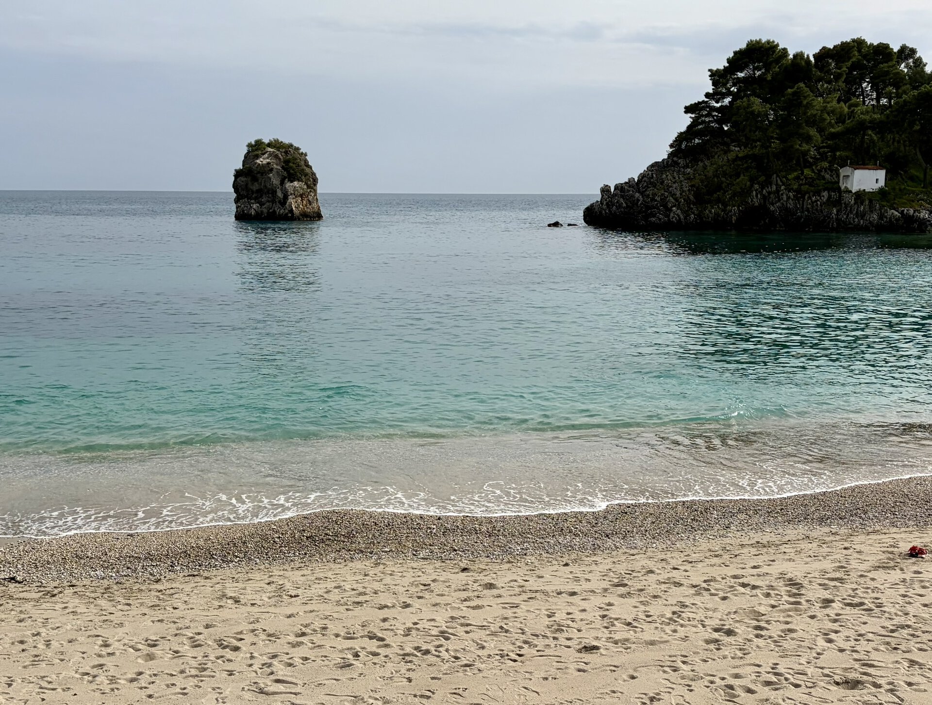 roadtrip-europa-balkan-felsen-im-meer-türkei-individuell-griechenland