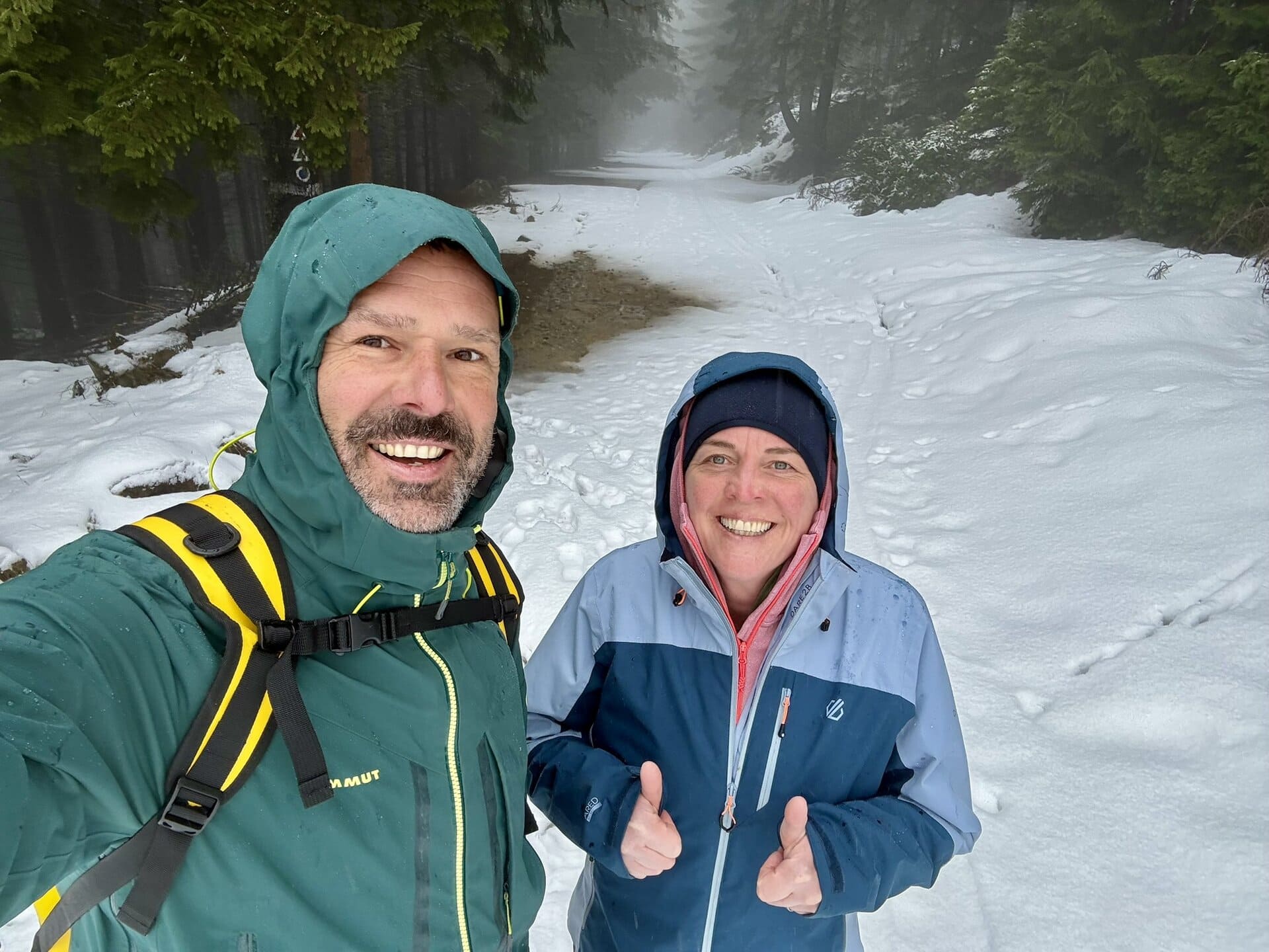 schneewanderung-europa-roadtrip-rumänien-individuell-osteuropa