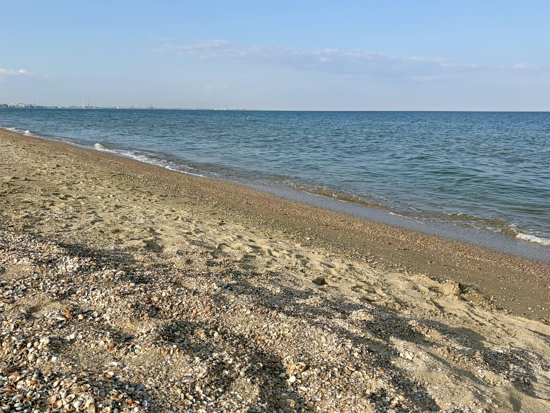 muschelstrand-schwarzes-meer-europa-roadtrip-rumänien-individuell-osteuropa
