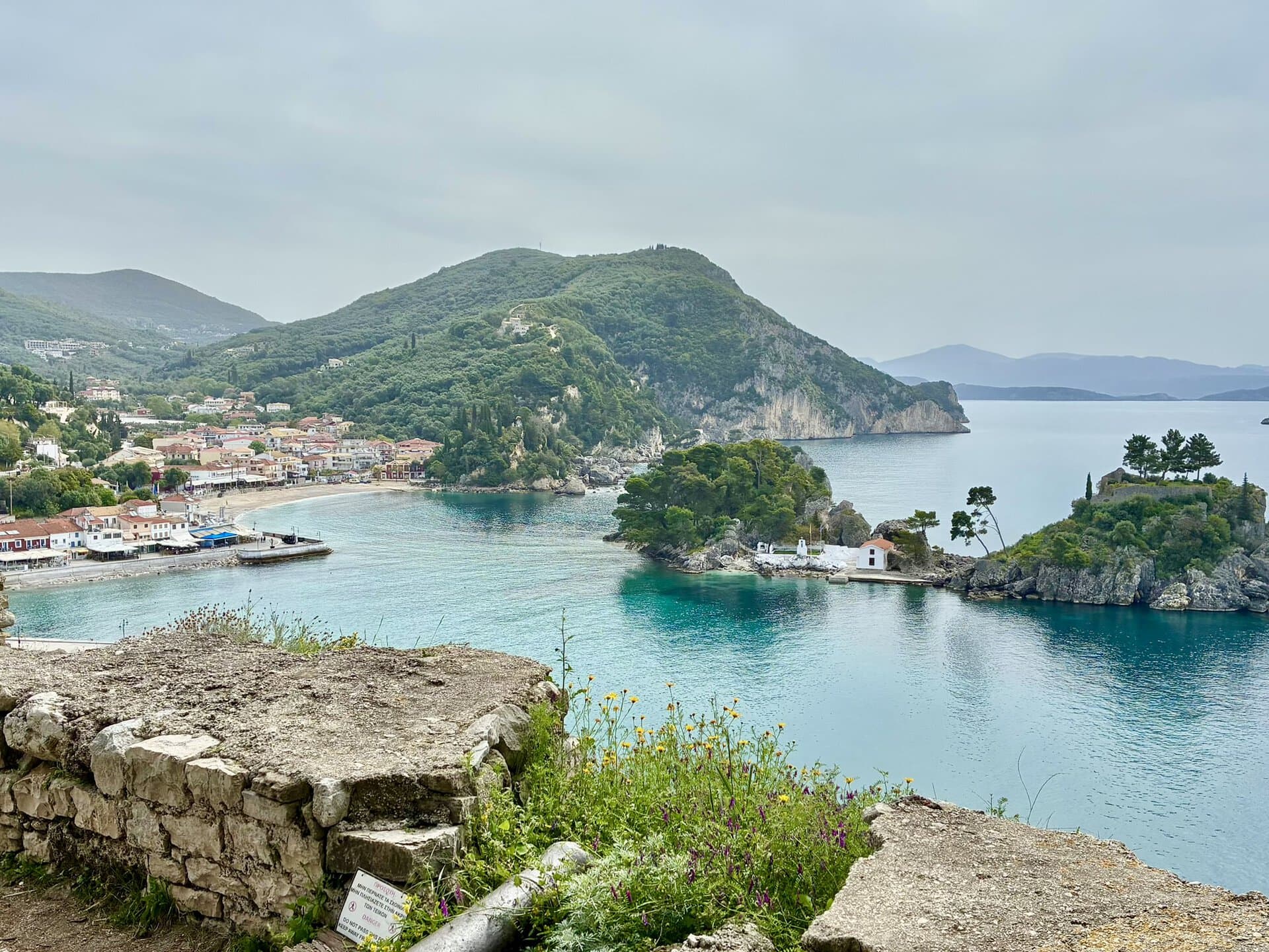 balkan-türkei-traumhafte-bucht-individuell-griechenland-roadtrip-europa