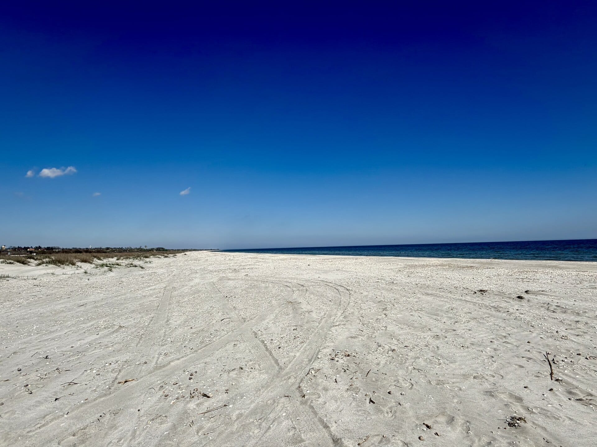 schwarzmeer-sandstrand-europa-roadtrip-rumänien-individuell-osteuropa-schwarzes-meer-schwarzmeerküste