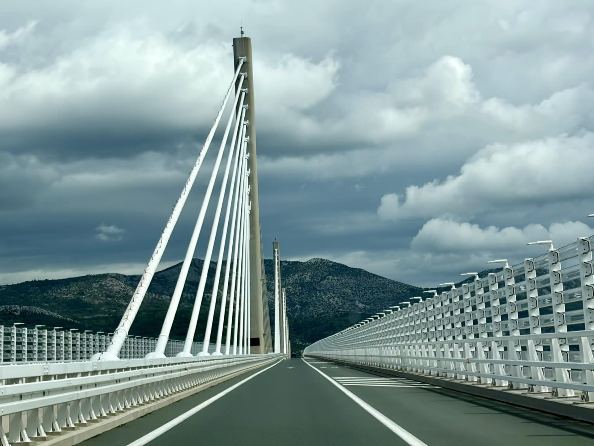 über-brücke-europa-roadtrip-balkan-küstenroute