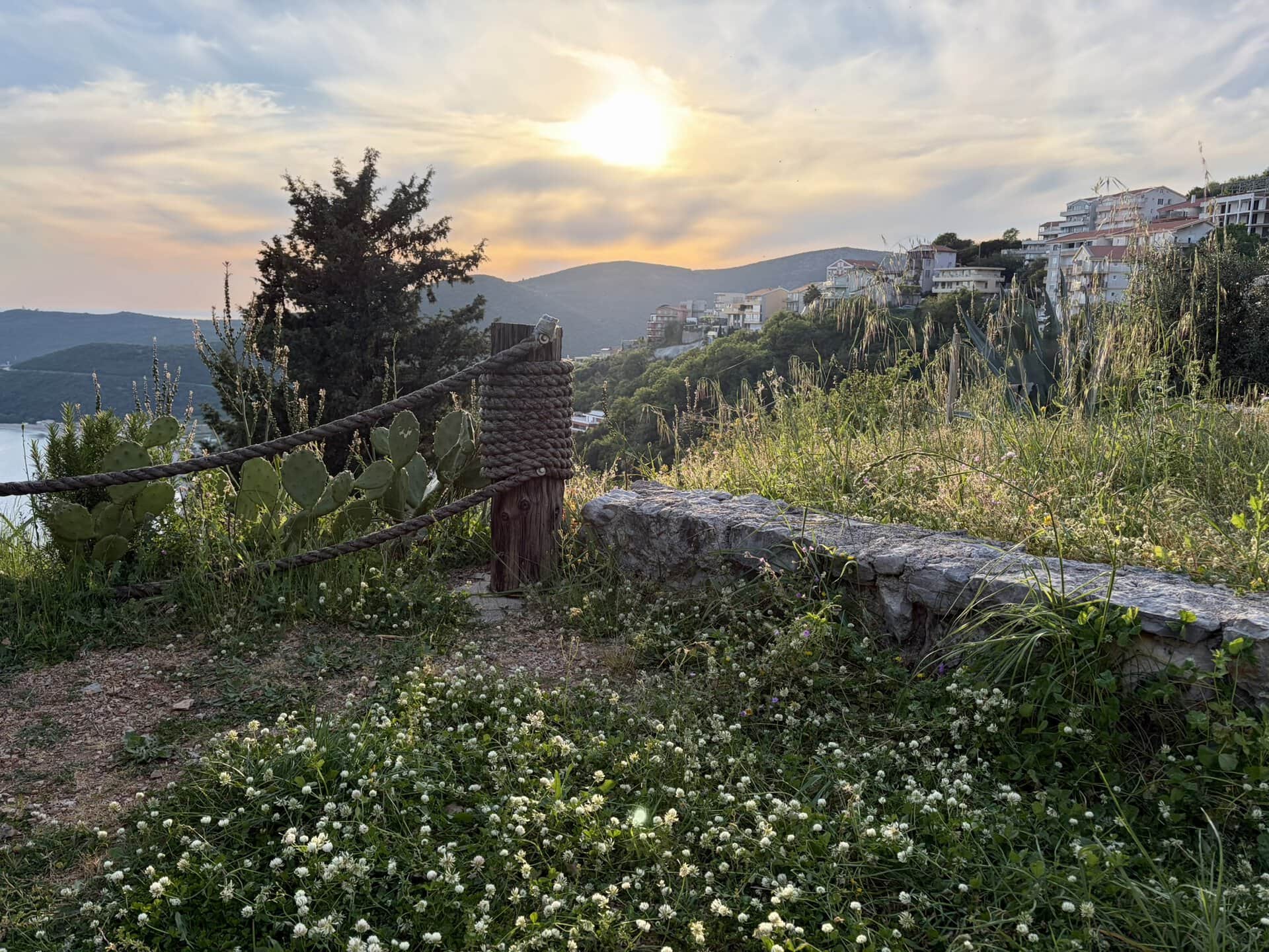 europa-dämmerung-roadtrip-balkan-küstenroute-küste