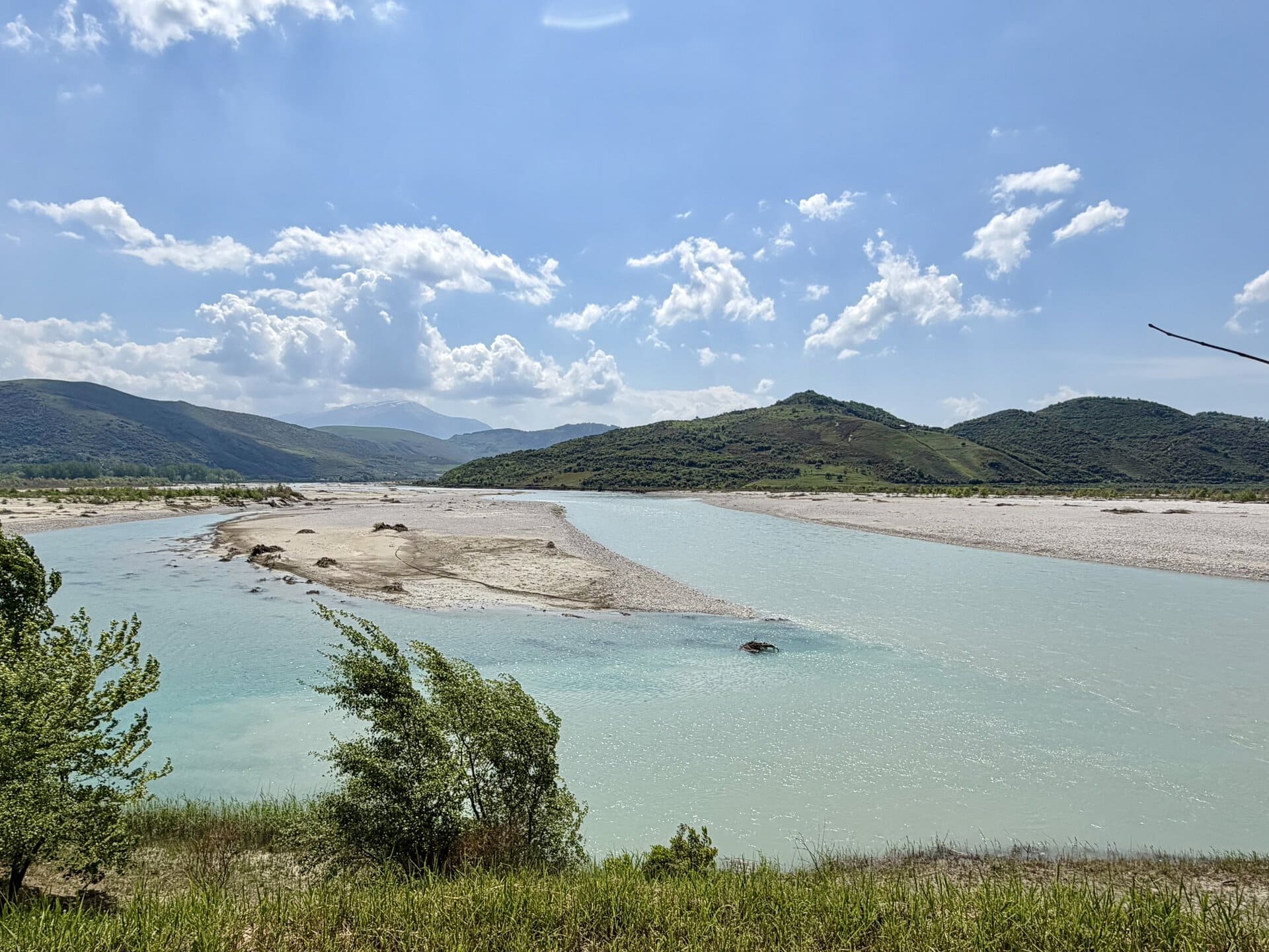 europa-roadtrip-balkan-küstenroute-türkiser-fluss