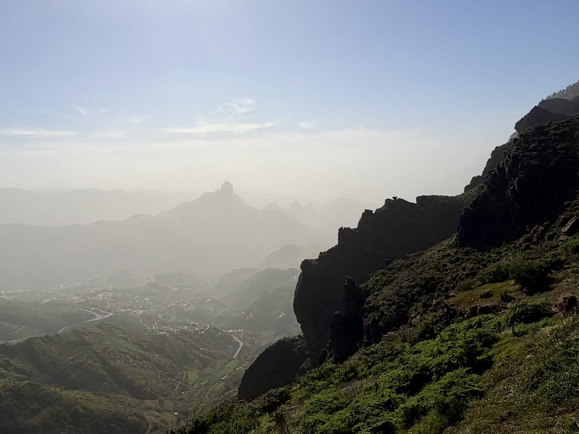 talblick-reiseblog-berglandschaft-wanderurlaub-gran-canaria