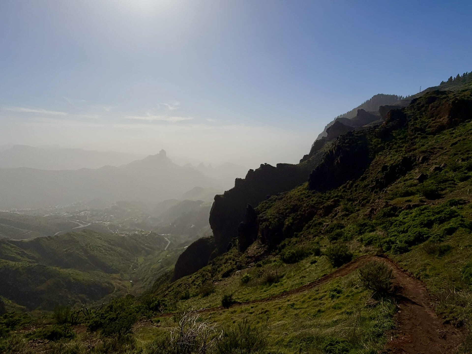 reiseblog-wanderurlaub-gran-canaria-bergwelt-weitblick