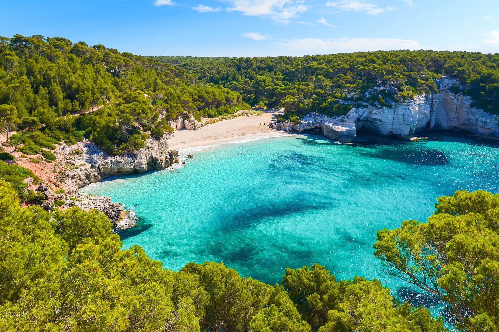 kreuzfahrt-explora-deluxe-reisemitjaneta-beach-urlaub-planen-explora-journeys-luxus-menorca