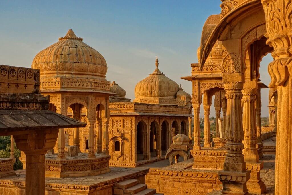 individuelle-rundreise-indien-rajasthan-reisepezialist-indien-Jaisalmer-bada-bagh