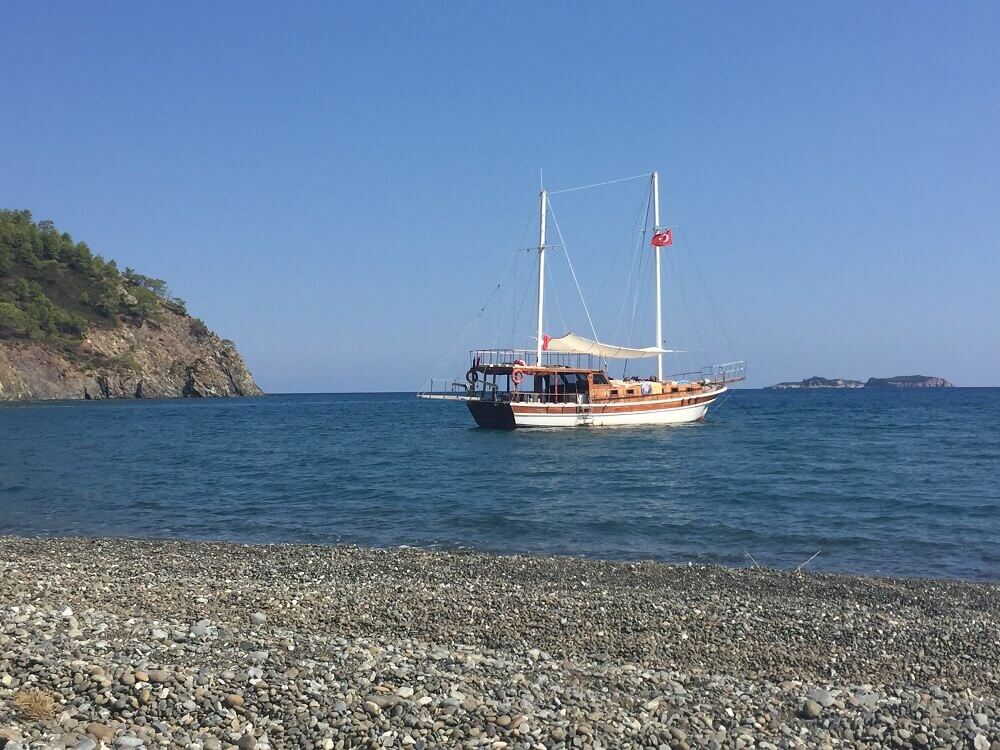 familienurlaub-cirali-tuerkei-olympos-reise-buchen-ruya-pension