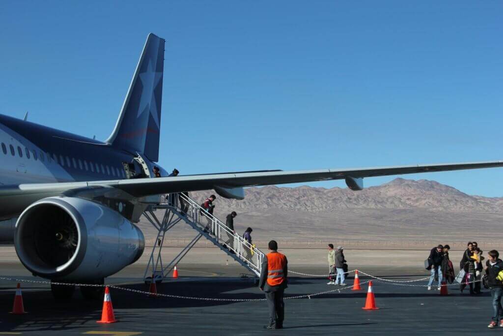 nordchile-flugzeug-fliegen-suedamerika-reise-calama