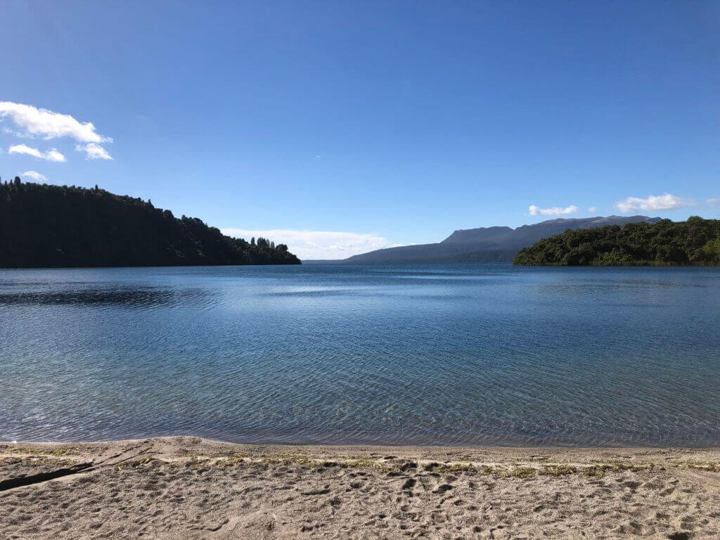 lake-taupo-Tongariro-Park-neuseelandrundreise-blog-reiseinfo-reisebüro-reisespezialist
