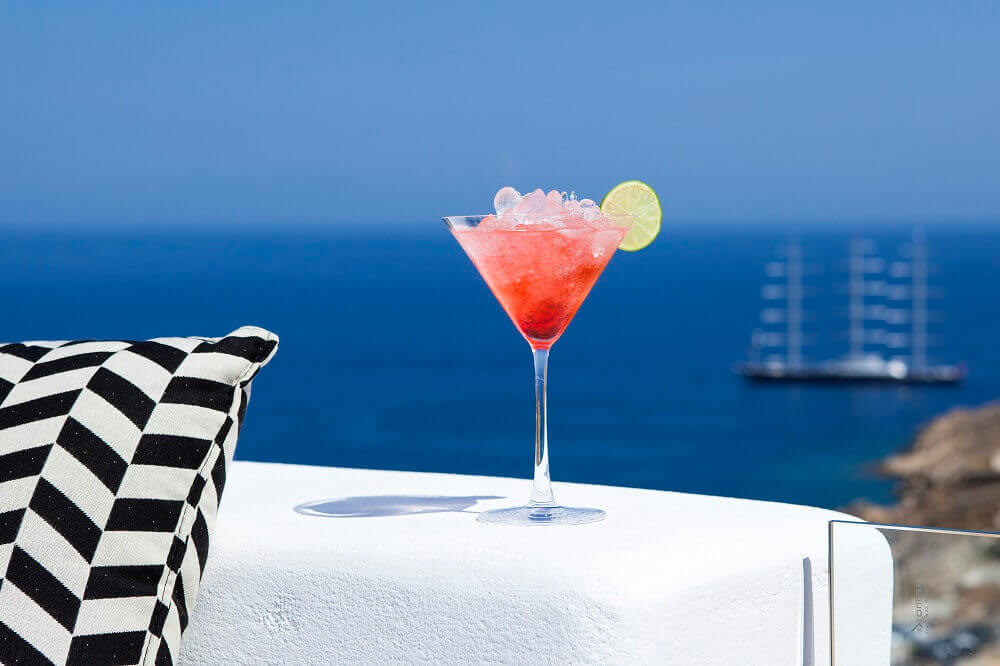hotel-buchen-luxus-reise-mykonos-reise-griechenland-Super-Paradise-View