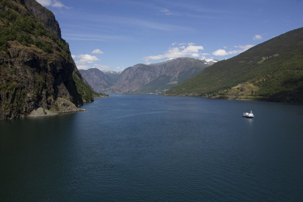 norwegen-staedte-reise-bergen-fjord