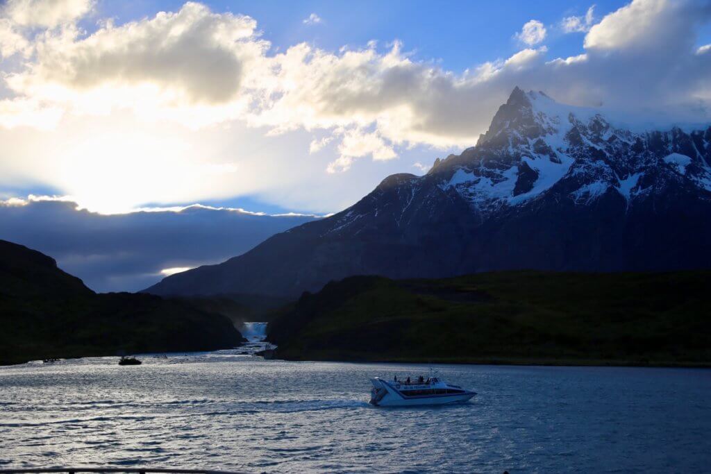 wanderurlaub-trorres-del-peine-nationalpark-trekkingurlaub-wanderreise-erlebnisurlaub-abenteuerurlaub-backpacking-rucksackreise-luxus-luxusurlaub