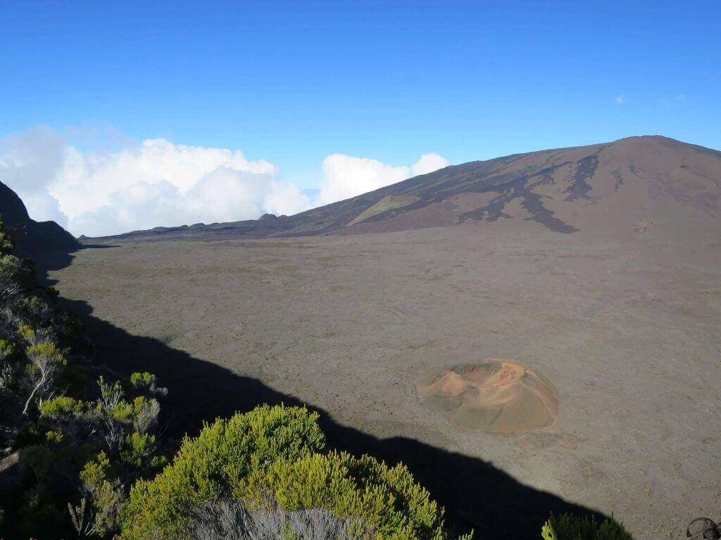 rundreise-individuell-la-reunion-vulkan-reisen-mietwagenrundreise-aktivurlaub-hiking-buchen-Piton-de-la-Fournaise