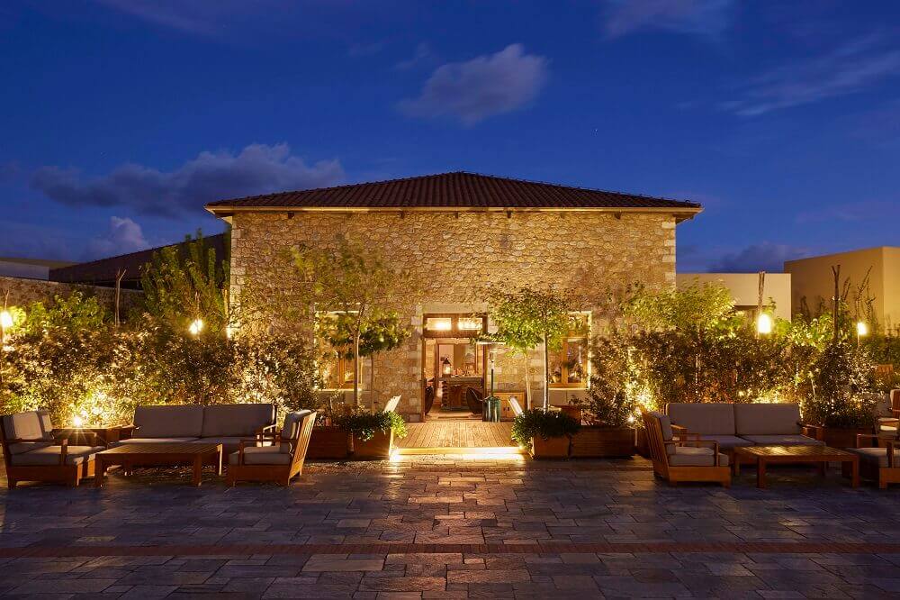 luxus-resort-fuer-familien-westin-costa-navarino-griechenland-urlaub-Lounge-Bar luxus-resort-fuer-familien-westin-costa-navarino-griechenland-urlaub-Lounge-Bar